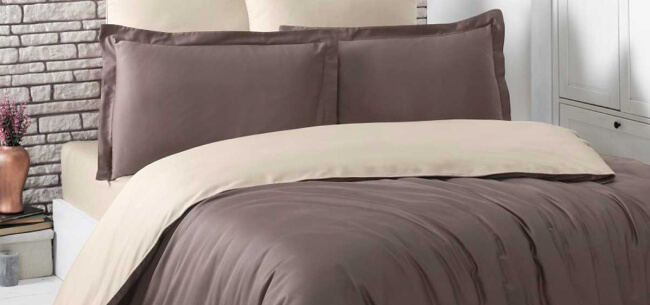 Яка колірна гама постільної білизни найбільш сприятливо впливає на атмосферу в спальні?