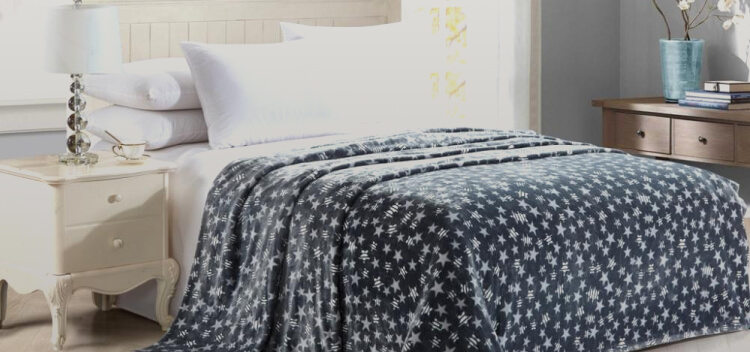 Плед в интерьере и как его правильно выбрать